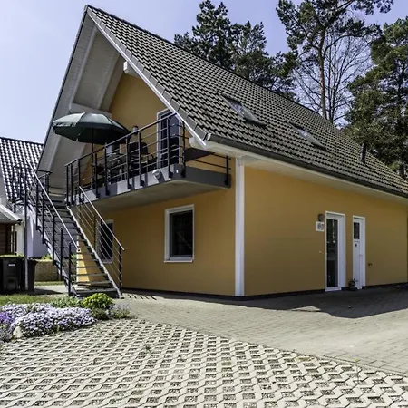 K 67 Eg - Ferienwohnung Mit Terrasse Und Sauna Apartment Marienfelde