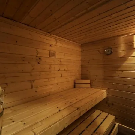 K 67 Eg - Ferienwohnung Mit Terrasse Und Sauna Apartment Marienfelde